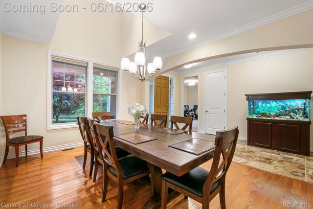 34225 Thornbrook Drive, Farmington Hills, MI 48335