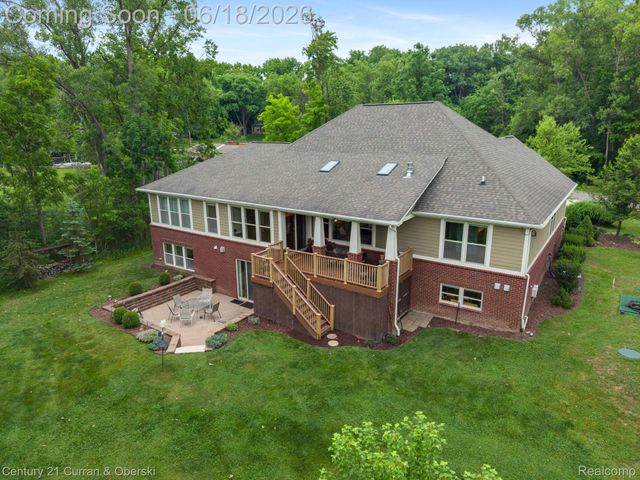 34225 Thornbrook Drive, Farmington Hills, MI 48335