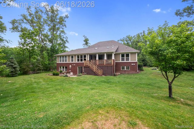 34225 Thornbrook Drive, Farmington Hills, MI 48335