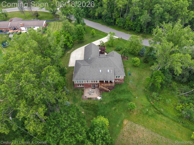 34225 Thornbrook Drive, Farmington Hills, MI 48335