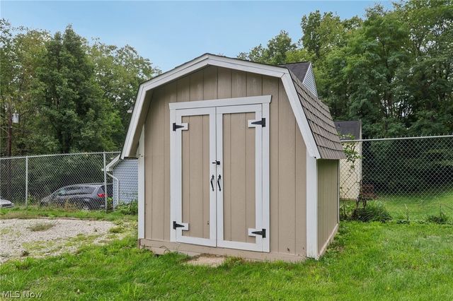 843 11th Street SE, Massillon, OH 44646