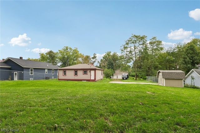 843 11th Street SE, Massillon, OH 44646