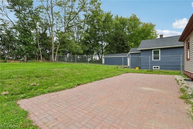 843 11th Street SE, Massillon, OH 44646