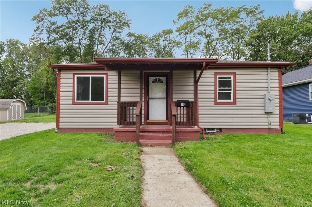 843 11th Street SE, Massillon, OH 44646