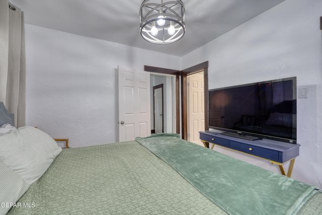 3208 TULAROSA Avenue, El Paso, TX 79903