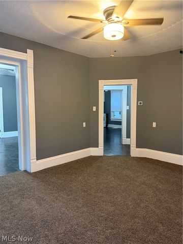 614 Hazlett Avenue NW, Canton, OH 44708