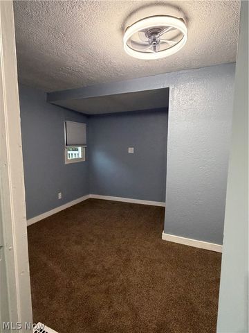 614 Hazlett Avenue NW, Canton, OH 44708