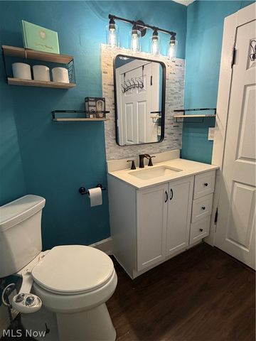 614 Hazlett Avenue NW, Canton, OH 44708