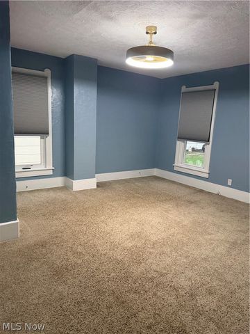 614 Hazlett Avenue NW, Canton, OH 44708