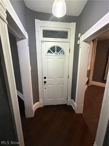 614 Hazlett Avenue NW, Canton, OH 44708