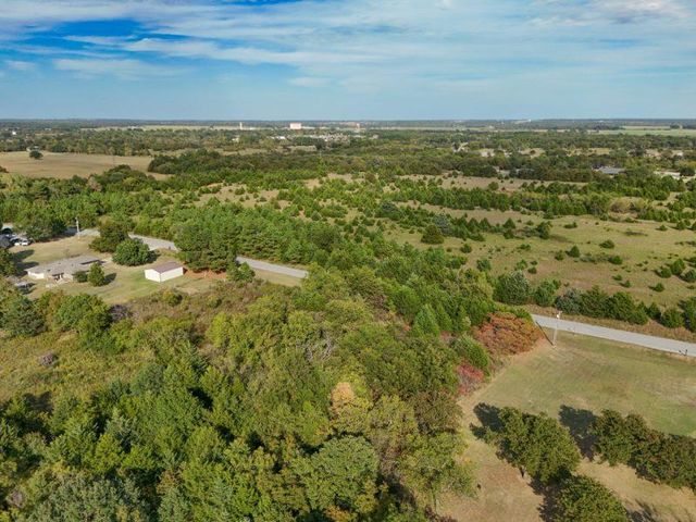 May Addition Road, Shawnee, OK 74804