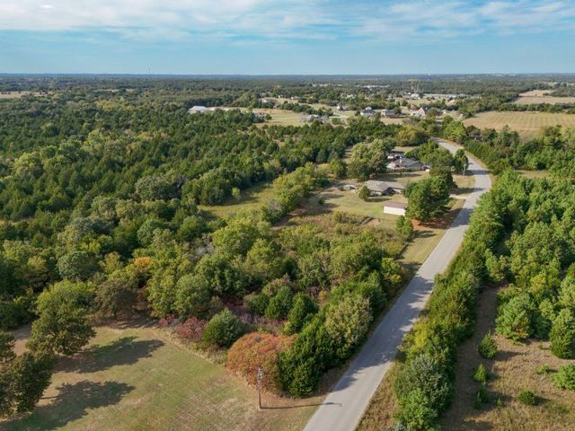 May Addition Road, Shawnee, OK 74804