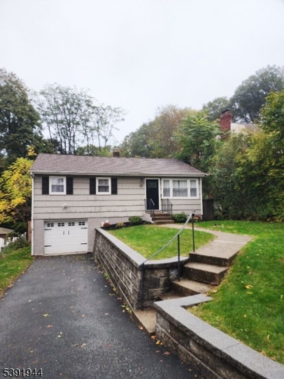 22 S Highland Ave, Dover Town, NJ 07801