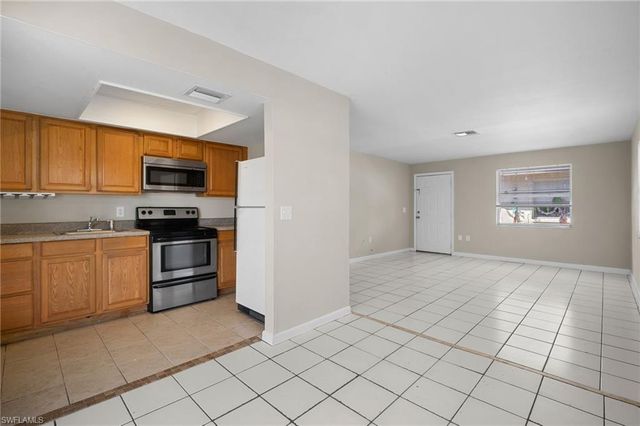 1706 cypress DR, Fort Myers, FL 33907