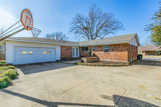 3910 Douglas Drive, Garland, TX 75041