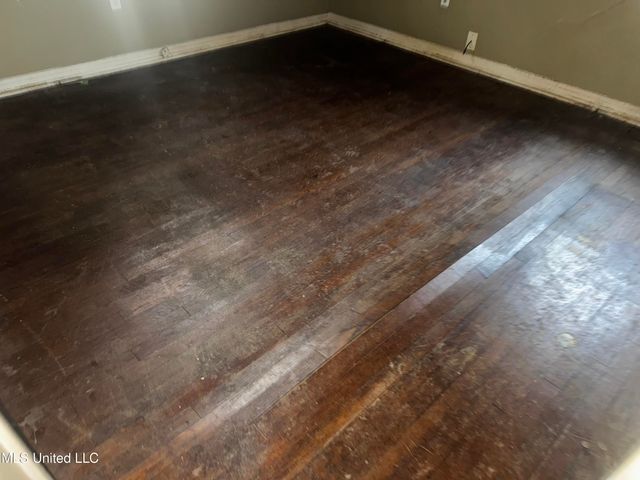 931 Stuart Street, Jackson, MS 39204