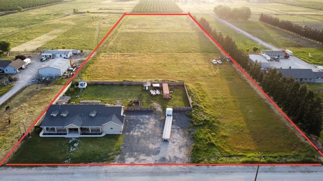 9401 Biederman Way, Escalon, CA 95320