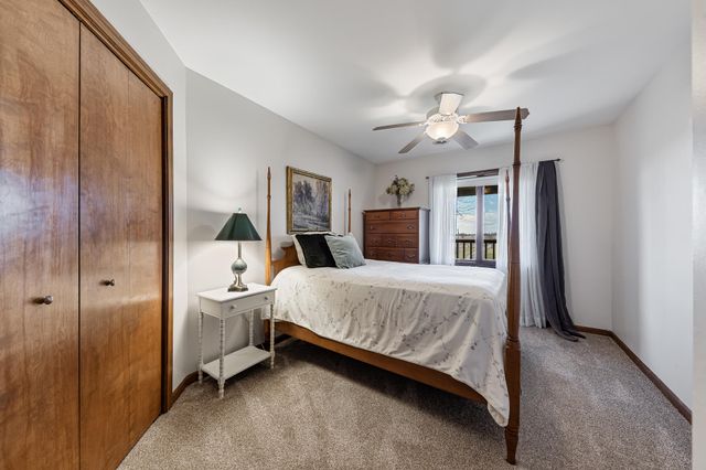 13161 Stateline Road, Cedar Lake, IN 46303