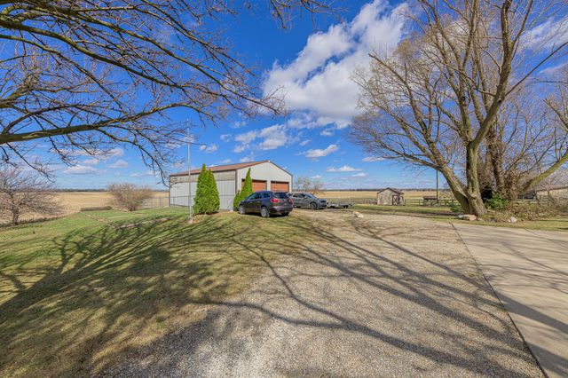 13161 Stateline Road, Cedar Lake, IN 46303