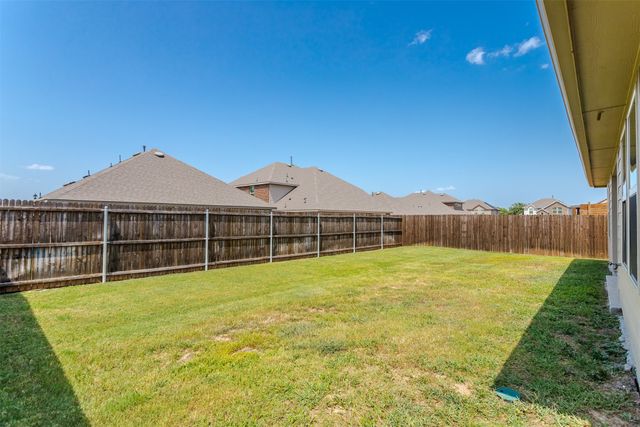 406 Saddle Club Way, Princeton, TX 75407