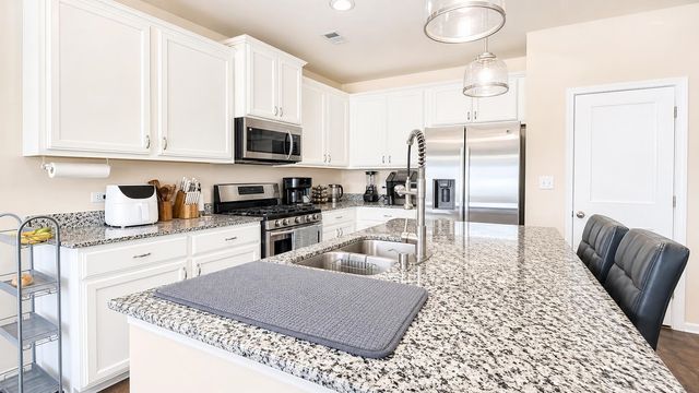 452 White Peach Way, Duncan, SC 29334