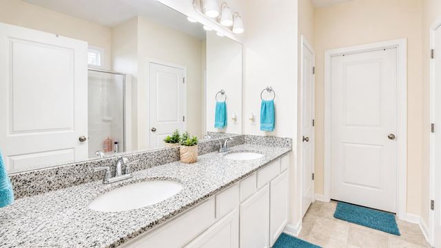 452 White Peach Way, Duncan, SC 29334