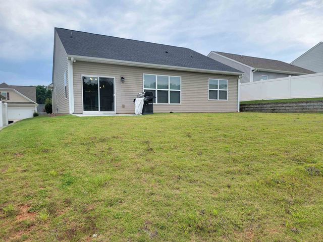 452 White Peach Way, Duncan, SC 29334