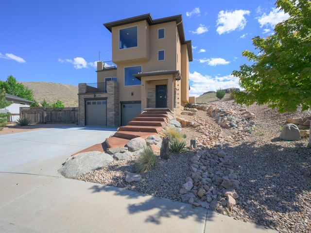 195 Secret Canyon Court, Grand Junction, CO 81503