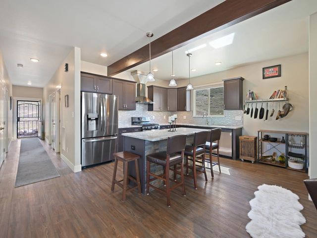 195 Secret Canyon Court, Grand Junction, CO 81503