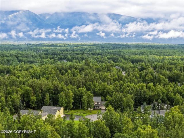 2998 N Woodfield Park Circle, Wasilla, AK 99654