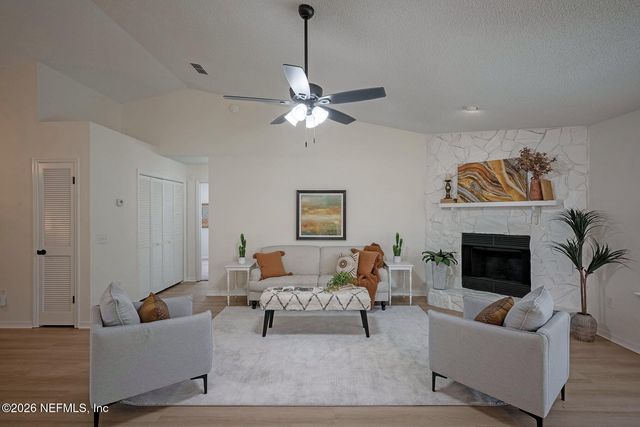 4776 RIVERINE Drive, Jacksonville, FL 32210