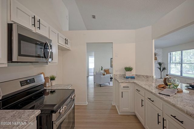 4776 RIVERINE Drive, Jacksonville, FL 32210