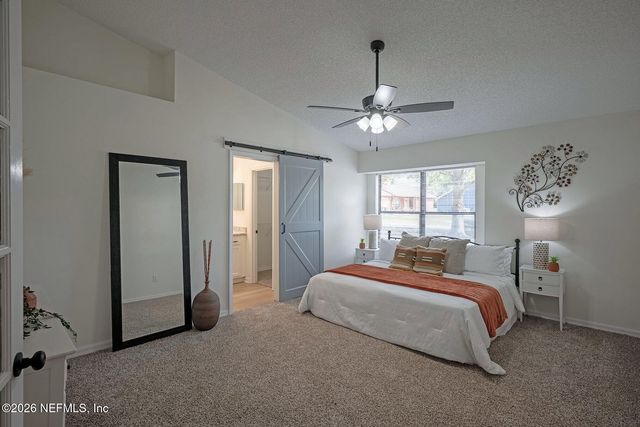 4776 RIVERINE Drive, Jacksonville, FL 32210