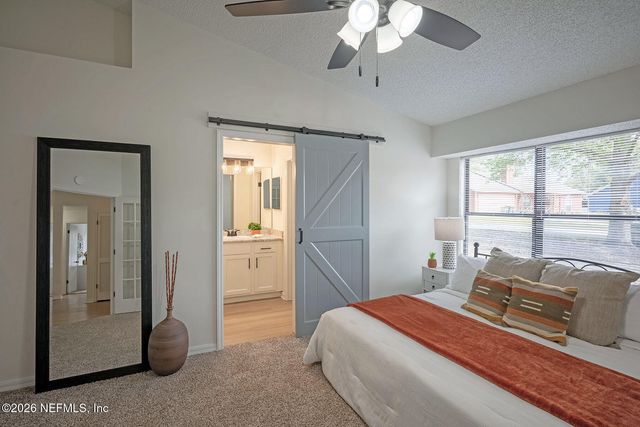 4776 RIVERINE Drive, Jacksonville, FL 32210