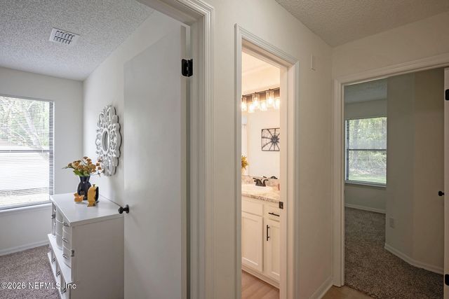 4776 RIVERINE Drive, Jacksonville, FL 32210