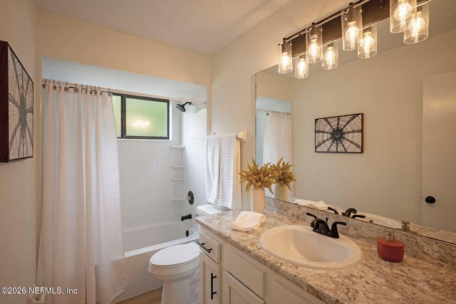 4776 RIVERINE Drive, Jacksonville, FL 32210