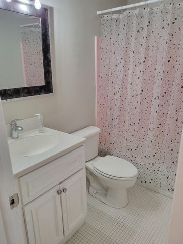 2303 S Federal Highway 19, Boynton Beach, FL 33435