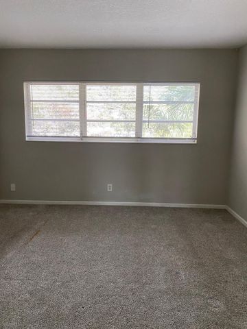 2303 S Federal Highway 19, Boynton Beach, FL 33435