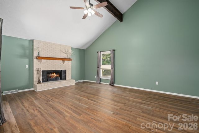 519 Nellie John Drive, Clyde, NC 28721