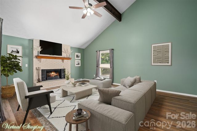 519 Nellie John Drive, Clyde, NC 28721
