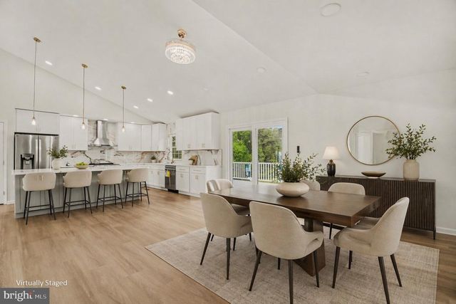 656 TRUSLOW RD, Fredericksburg, VA 22406