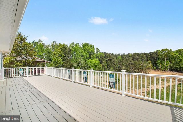 656 TRUSLOW RD, Fredericksburg, VA 22406