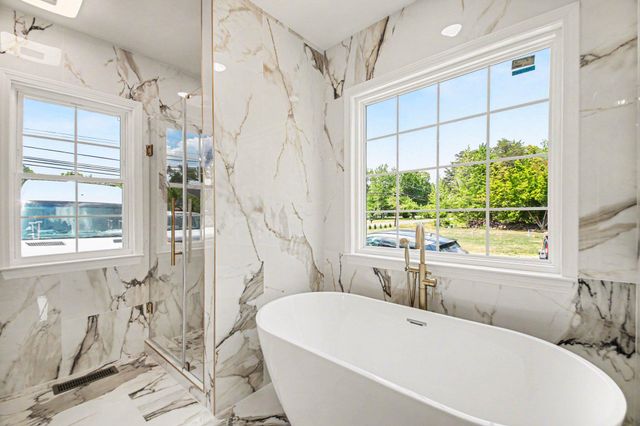 656 TRUSLOW RD, Fredericksburg, VA 22406