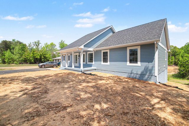 656 TRUSLOW RD, Fredericksburg, VA 22406