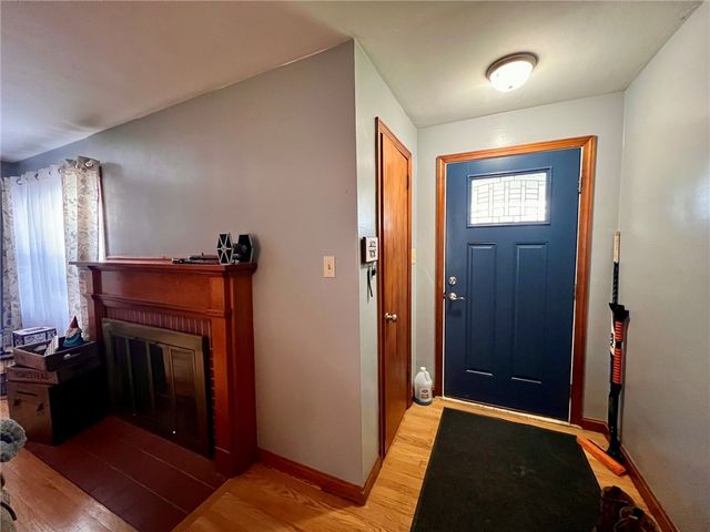 948 Pryde Avenue, Sharpsville, PA 16150