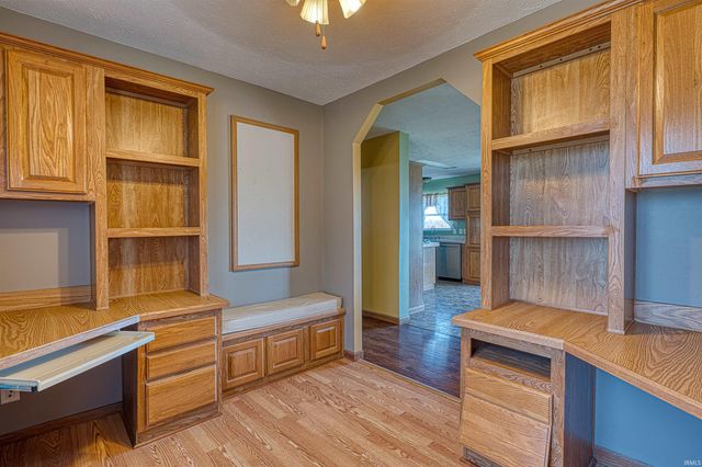 3288 Smith Road, Boonville, IN 47601