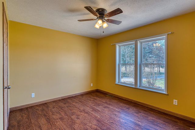 3288 Smith Road, Boonville, IN 47601