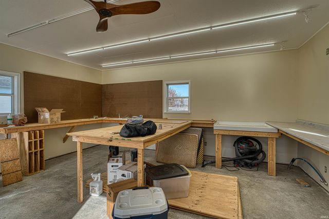 3288 Smith Road, Boonville, IN 47601