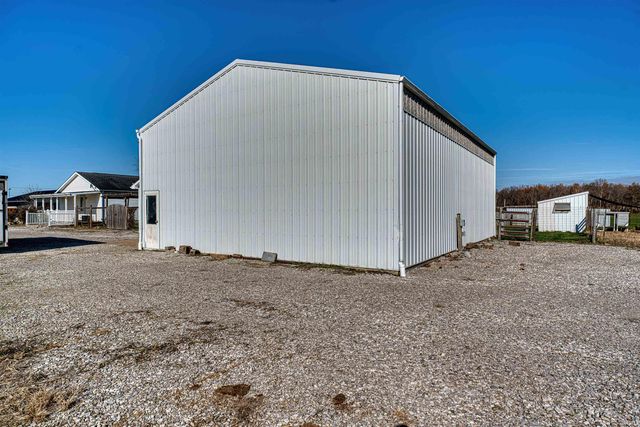 3288 Smith Road, Boonville, IN 47601
