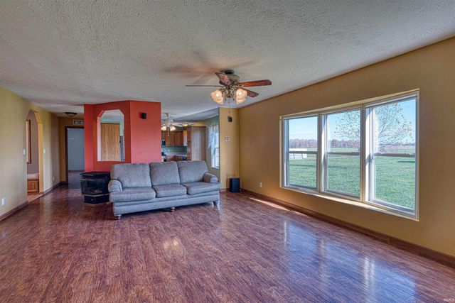 3288 Smith Road, Boonville, IN 47601